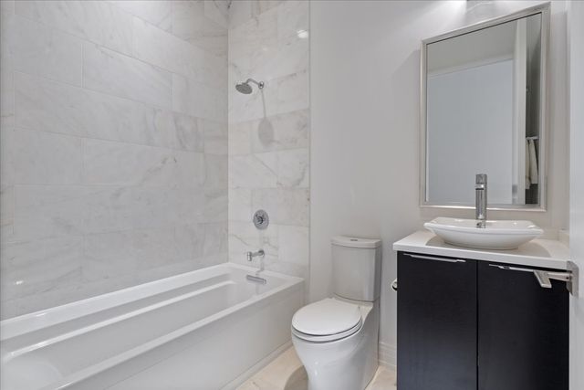 422 W Deming Place 4, Chicago, IL 60614