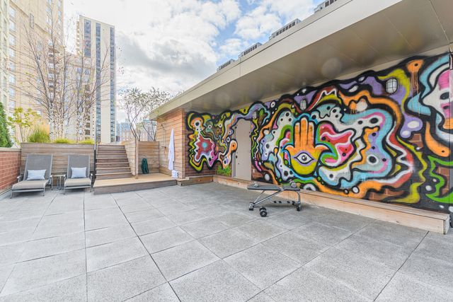 422 W Deming Place 4, Chicago, IL 60614