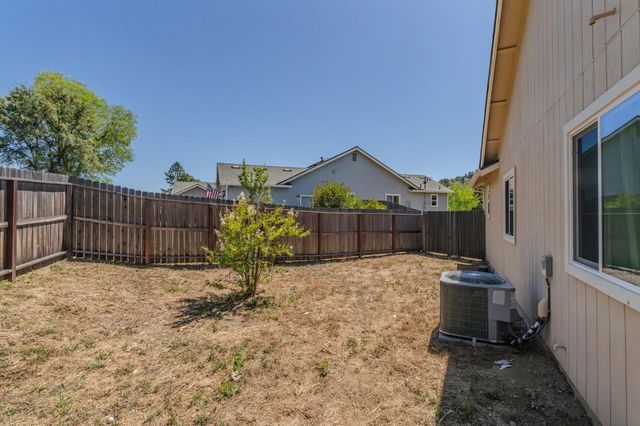 1016 Jackson Gate Rd, Jackson, CA 95642
