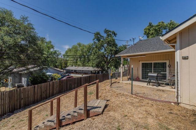 1016 Jackson Gate Rd, Jackson, CA 95642
