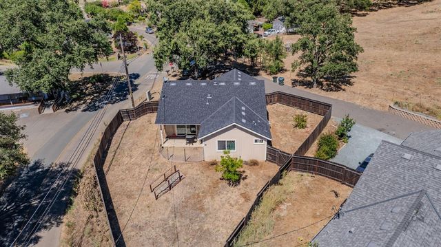 1016 Jackson Gate Rd, Jackson, CA 95642