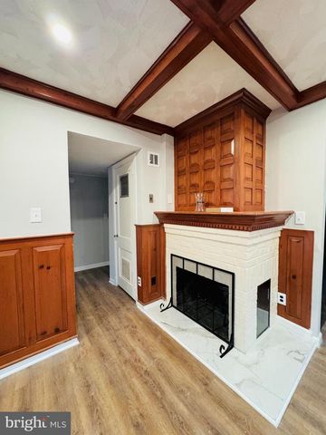 1111 EDMONSTON DR, Rockville, MD 20851