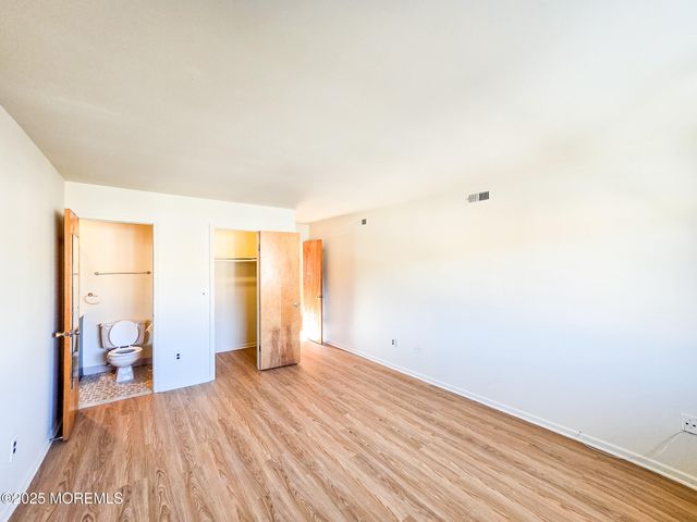 1302 Bradley Court, Princeton, NJ 08540