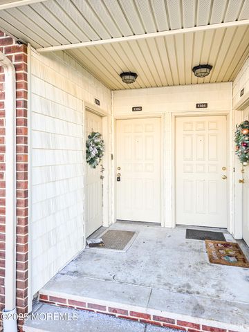 1302 Bradley Court, Princeton, NJ 08540