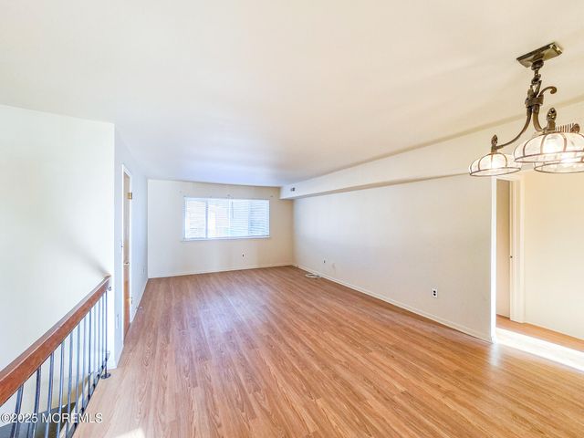 1302 Bradley Court, Princeton, NJ 08540