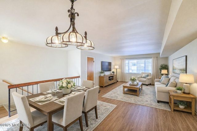 1302 Bradley Court, Princeton, NJ 08540