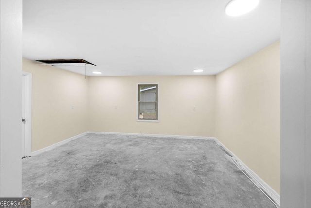 502 E Cregor Street, Bloomingdale, GA 31302