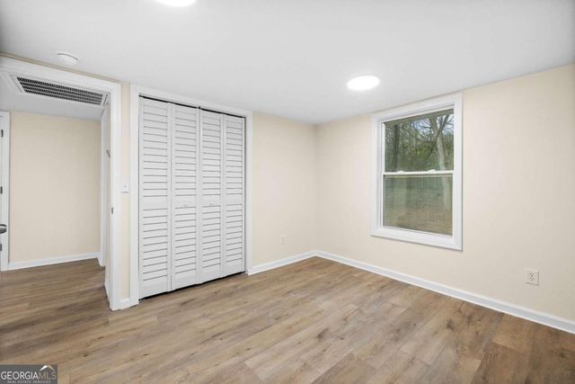 502 E Cregor Street, Bloomingdale, GA 31302