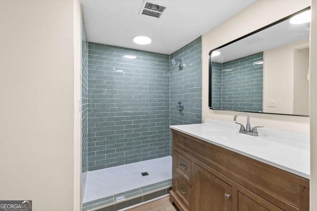 502 E Cregor Street, Bloomingdale, GA 31302