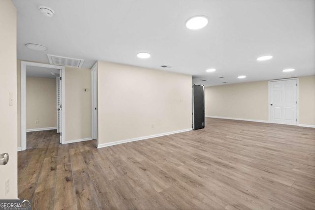 502 E Cregor Street, Bloomingdale, GA 31302