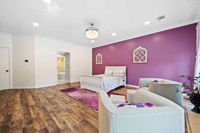 12106 Cypresswood Drive, Houston, TX 77070