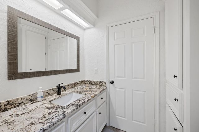 12106 Cypresswood Drive, Houston, TX 77070