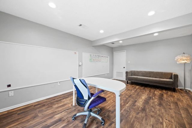 12106 Cypresswood Drive, Houston, TX 77070