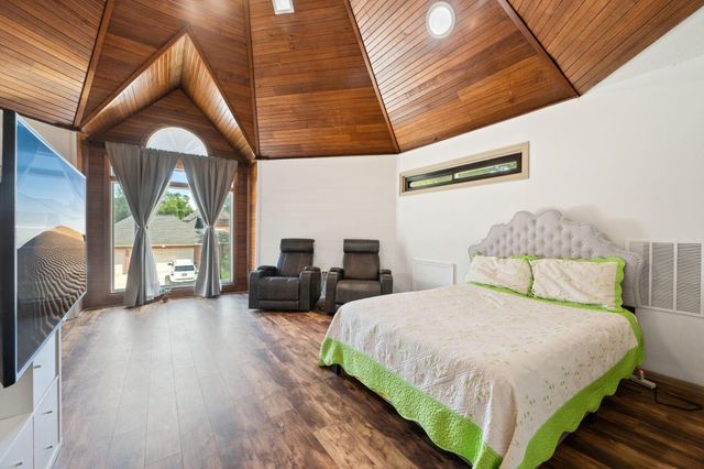 12106 Cypresswood Drive, Houston, TX 77070