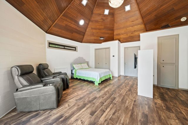 12106 Cypresswood Drive, Houston, TX 77070