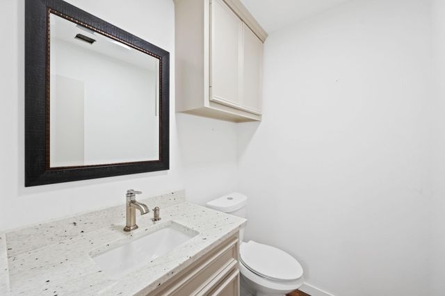 12106 Cypresswood Drive, Houston, TX 77070