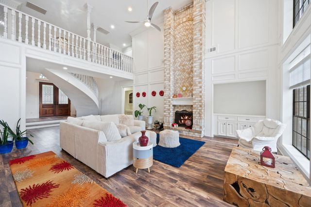 12106 Cypresswood Drive, Houston, TX 77070