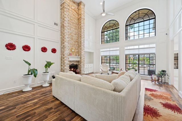 12106 Cypresswood Drive, Houston, TX 77070