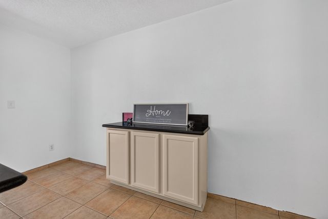 7804 Crepe Myrtle Road SW, Albuquerque, NM 87121