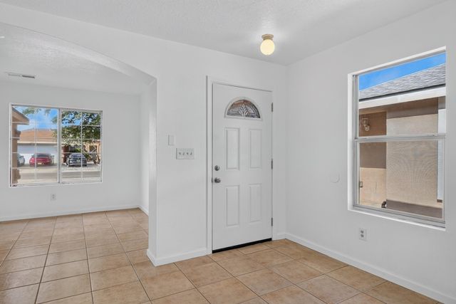 7804 Crepe Myrtle Road SW, Albuquerque, NM 87121