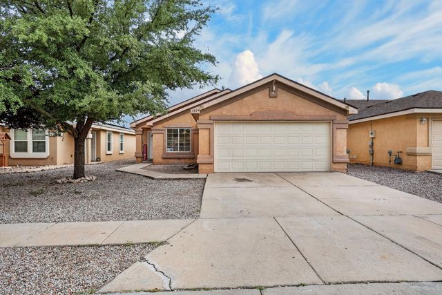 7804 Crepe Myrtle Road SW, Albuquerque, NM 87121