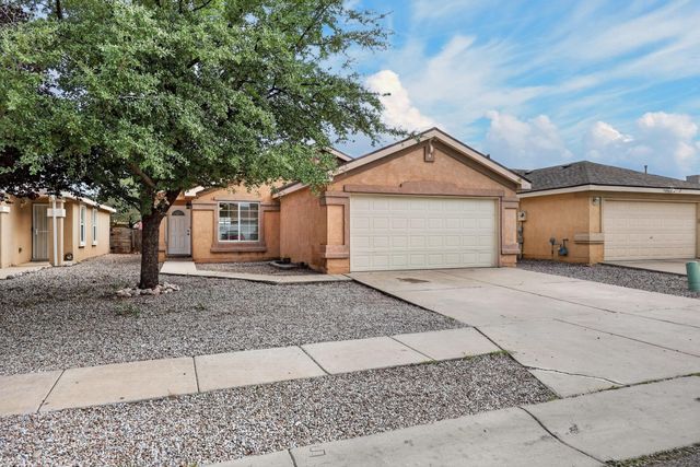 7804 Crepe Myrtle Road SW, Albuquerque, NM 87121