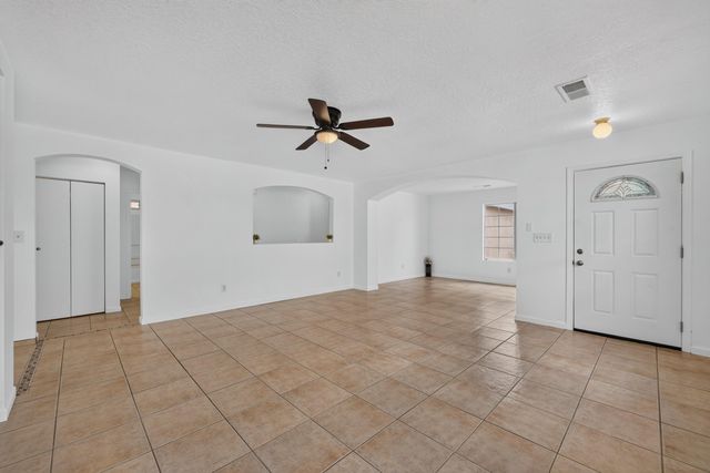 7804 Crepe Myrtle Road SW, Albuquerque, NM 87121