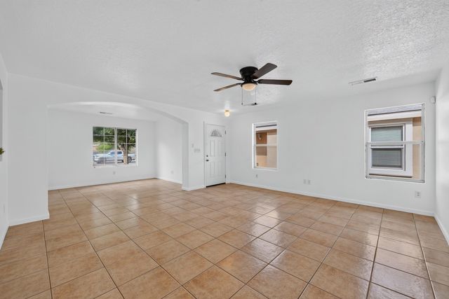 7804 Crepe Myrtle Road SW, Albuquerque, NM 87121