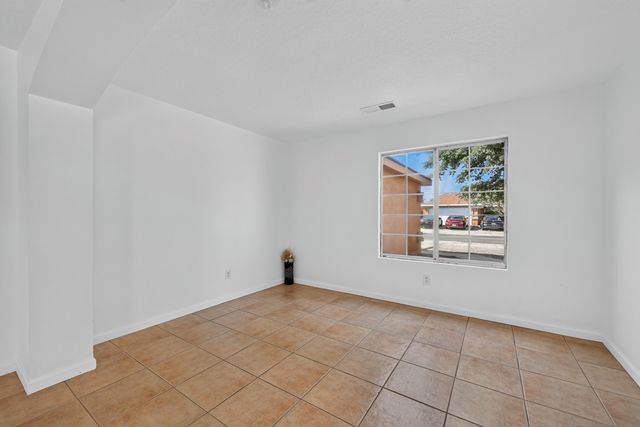 7804 Crepe Myrtle Road SW, Albuquerque, NM 87121