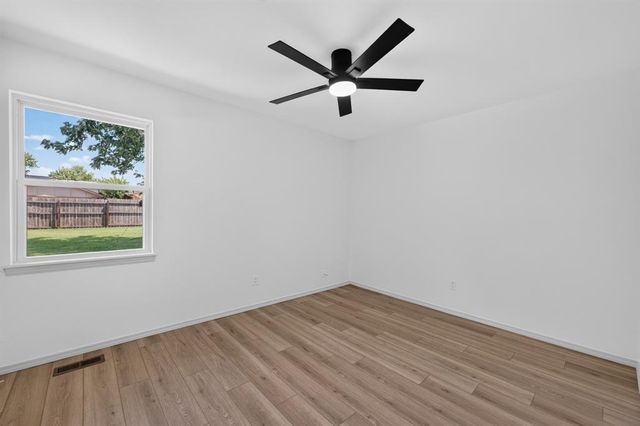 517 NW 139th Street, Edmond, OK 73013