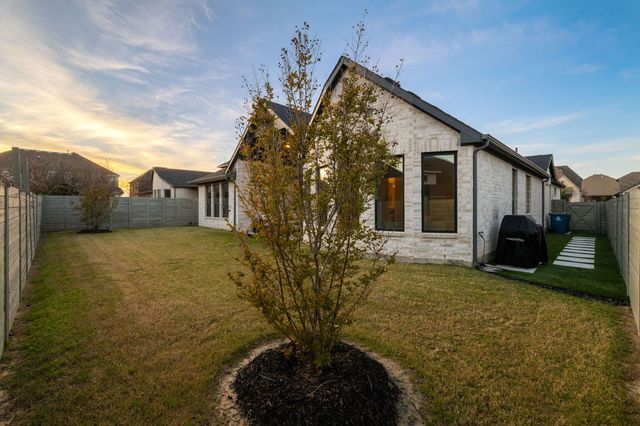 1221 13th Street, Argyle, TX 76226