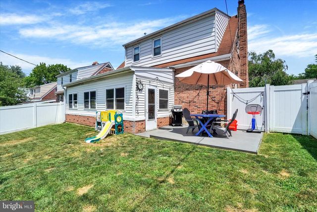114 GREYSTONE RD, York, PA 17402