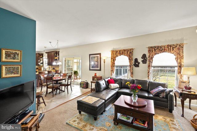 334 FRIENDSHIP LN, Gettysburg, PA 17325