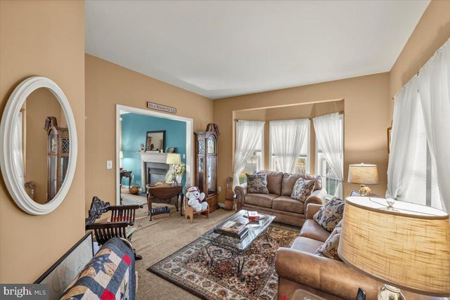 334 FRIENDSHIP LN, Gettysburg, PA 17325