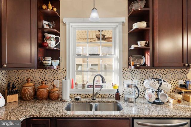 334 FRIENDSHIP LN, Gettysburg, PA 17325