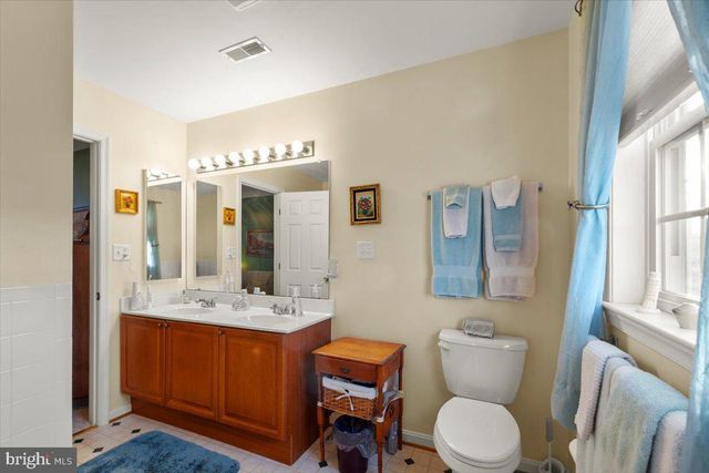 334 FRIENDSHIP LN, Gettysburg, PA 17325