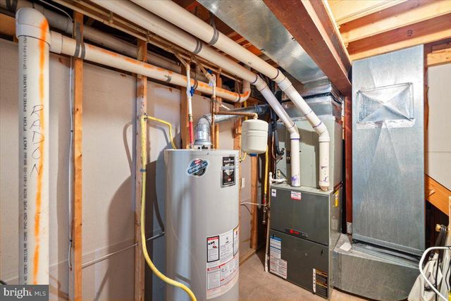 334 FRIENDSHIP LN, Gettysburg, PA 17325