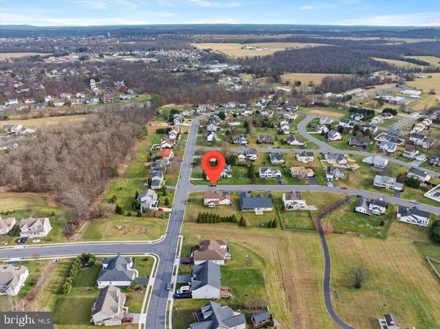 334 FRIENDSHIP LN, Gettysburg, PA 17325