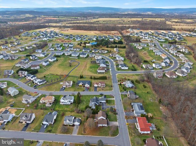 334 FRIENDSHIP LN, Gettysburg, PA 17325