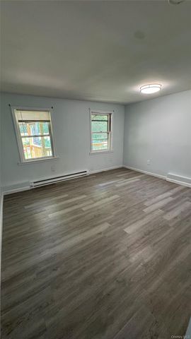 328 Stone School House Road, Bloomingburg, NY 12721