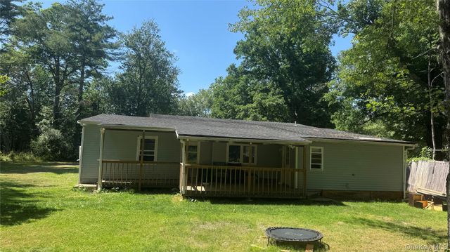 328 Stone School House Road, Bloomingburg, NY 12721