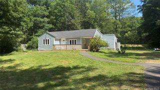 328 Stone School House Road, Bloomingburg, NY 12721