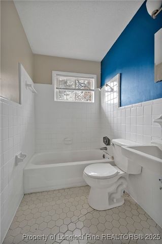 302 Law Road A, Fayetteville, NC 28311