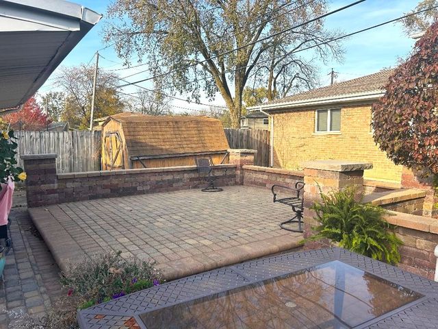16409 Craig Drive, Oak Forest, IL 60452