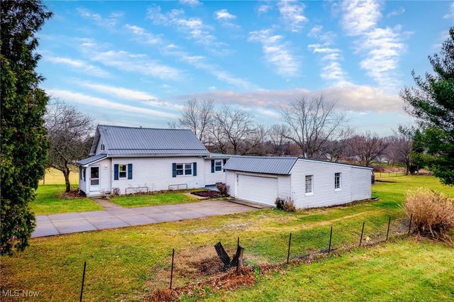 1499 King Drive, Uniontown, OH 44685