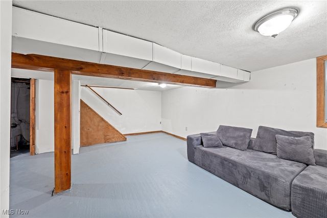 1499 King Drive, Uniontown, OH 44685