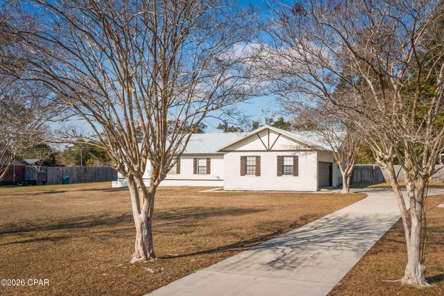 5227 Woodgate Way, Marianna, FL 32446