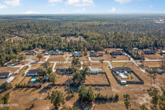 5227 Woodgate Way, Marianna, FL 32446