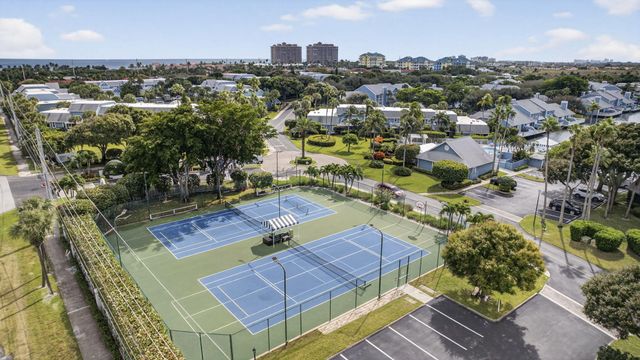 127 Ocean Dunes Circle, Jupiter, FL 33477