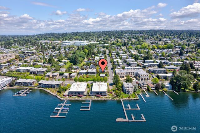 8 10th Avenue S, Kirkland, WA 98033